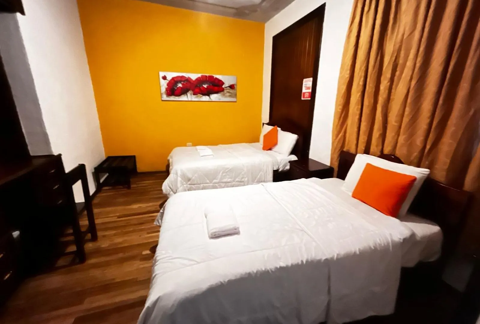 فندق Casa Dorada By Cuatro Mundos كوينكا 3*,