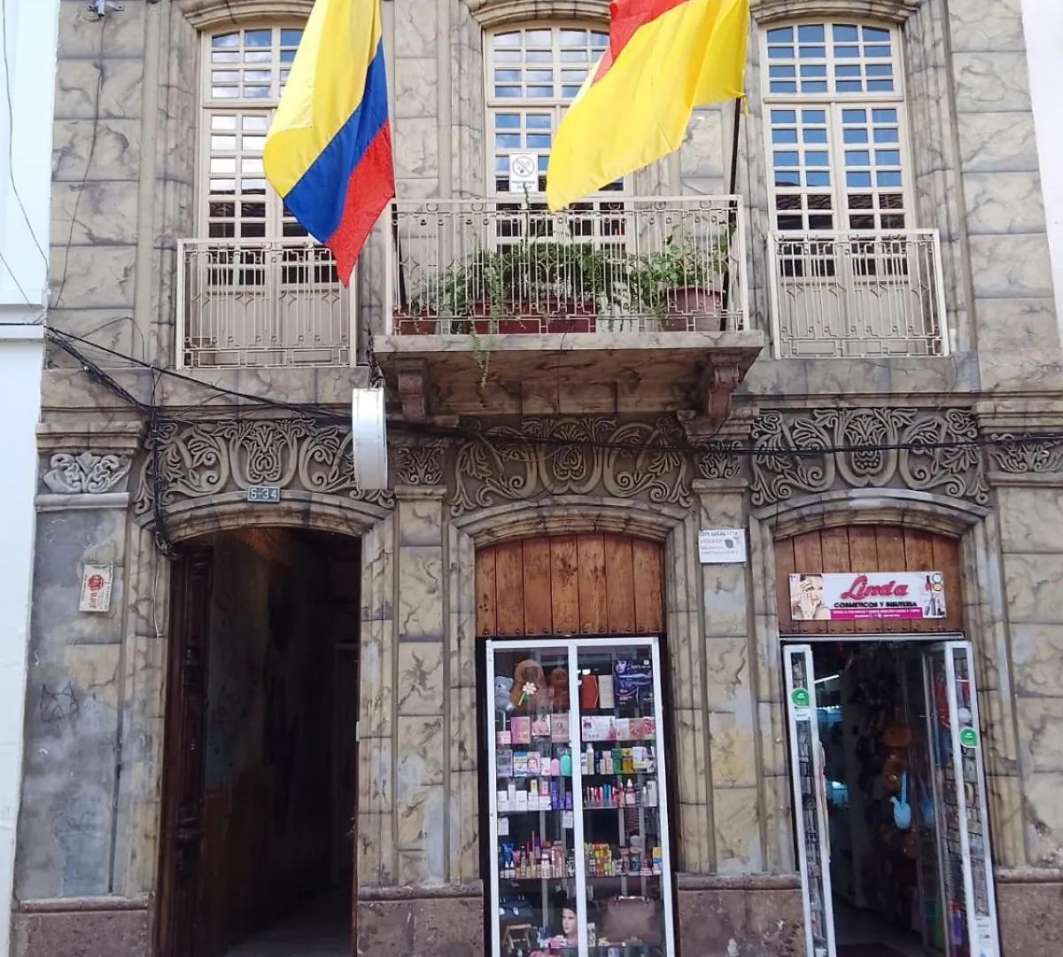 Casa Dorada By Cuatro Mundos Otel Cuenca 3*,  Ekvador