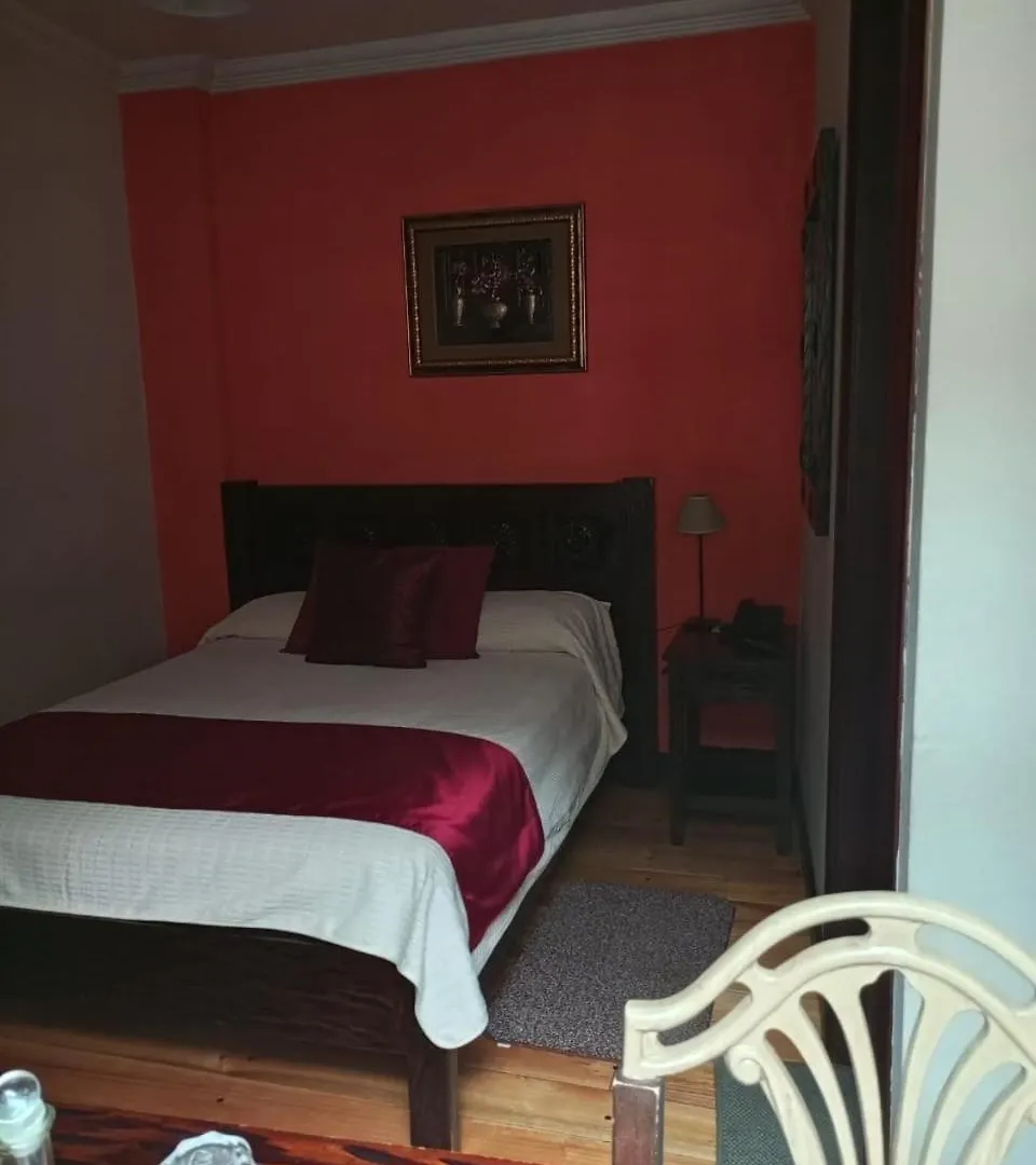 Casa Dorada By Cuatro Mundos Otel Cuenca 3*,  Ekvador